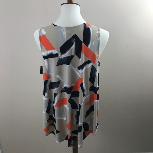 NEW Alfani Sleeveless Gray Geometric Print Blouse - Picture 3 of 8